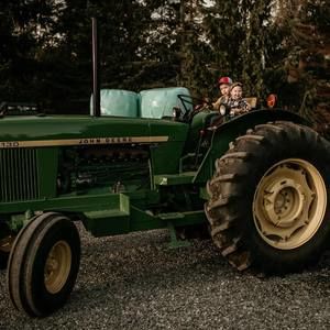 Meet your Posher, Danielle